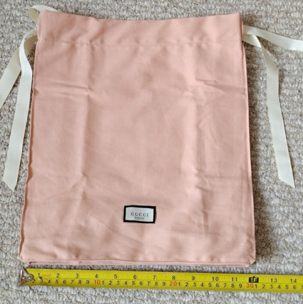 Gucci Beauty Bag - Picture 10 of 14